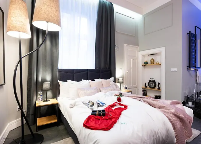 Arts Apartments - Krakow Old Town