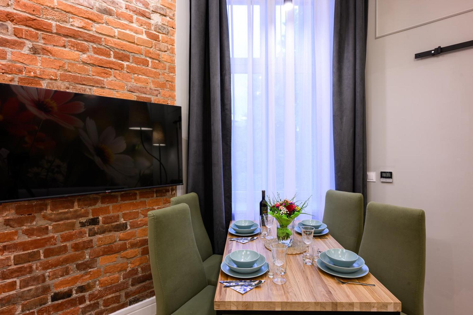 Arts - Old Town Apartament *